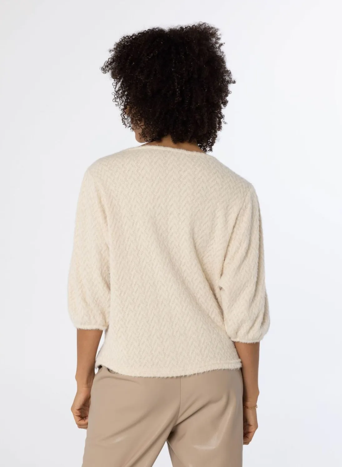 Beige Fluffy Trui-Norah Clearance