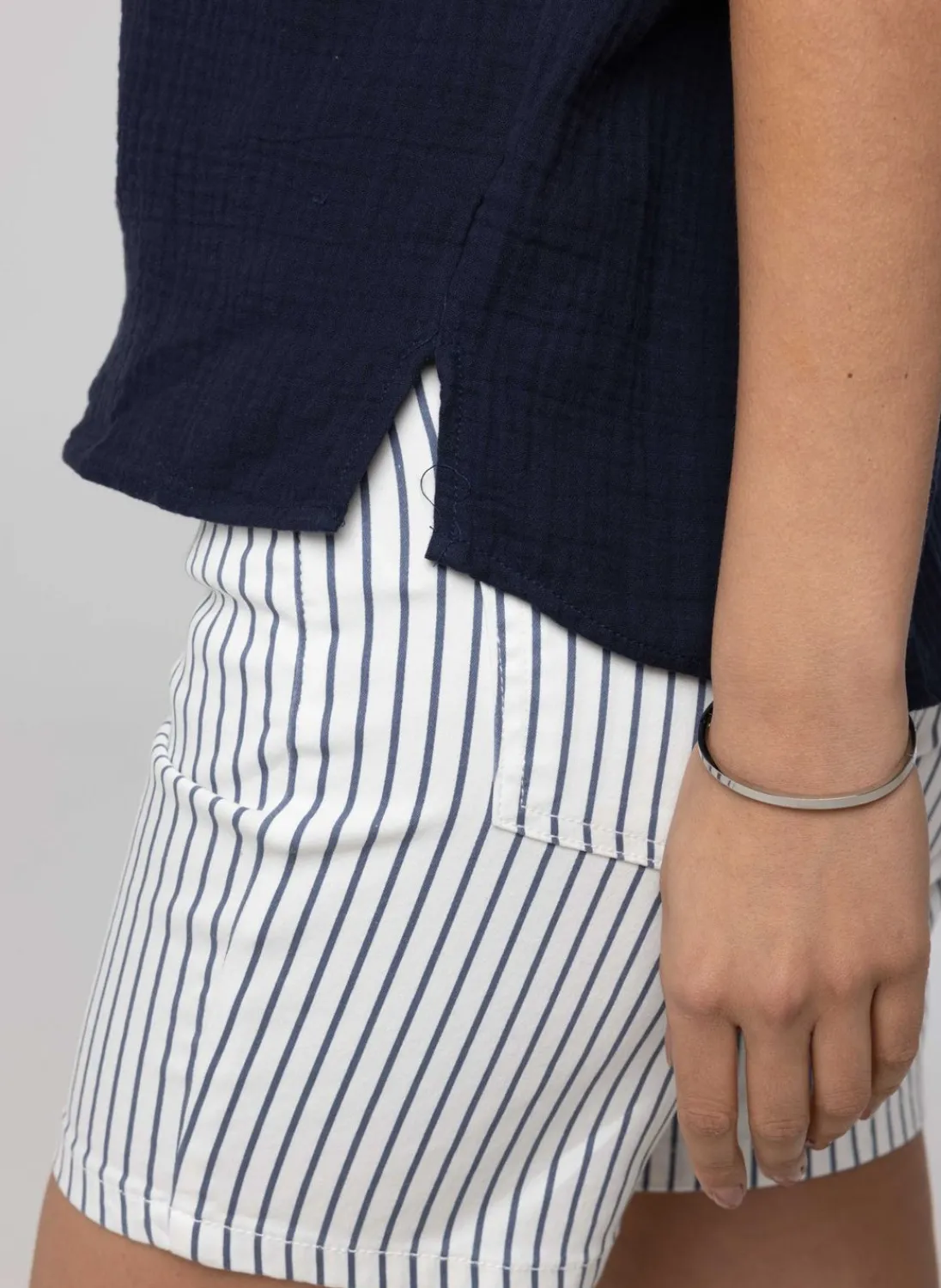 Donker E Blouse-Norah