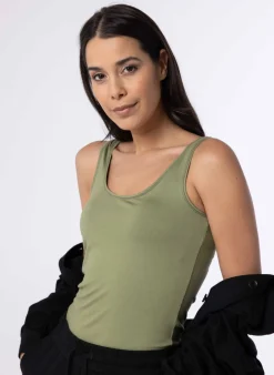 E Basic Top-Norah Discount