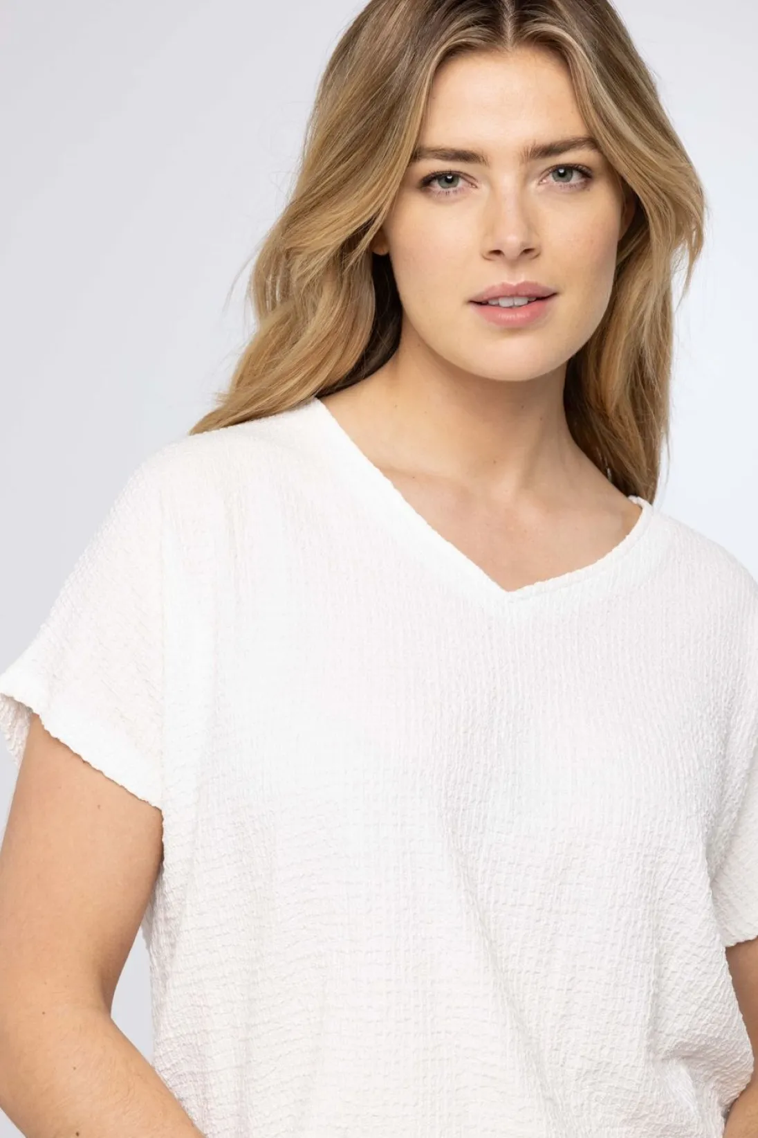 Off White Shirt Met V-Hals-Norah Sale