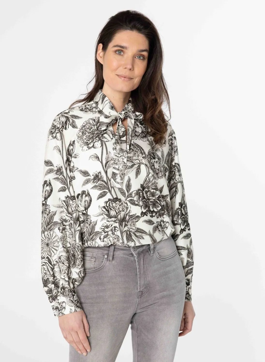 Zwarte Blouse Met Strikdetail-Norah Discount